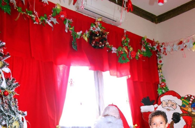 Santa's Visit - Christmas 2015