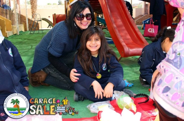 International Schools of Kenana | American Division Garage Sale Day 2015