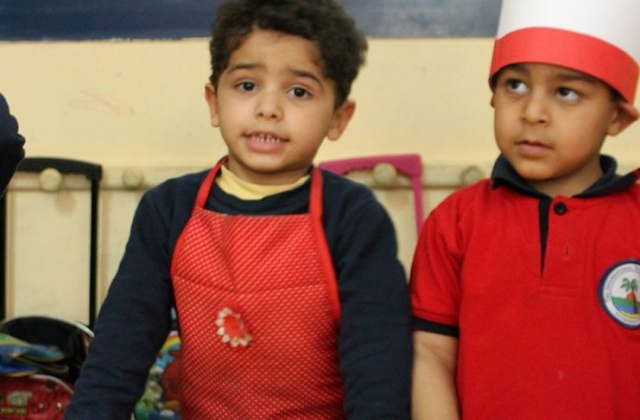 KG 1 A&B - I Sell, "Role Play" Activity