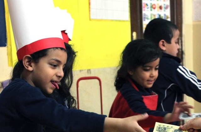 KG 1 A&B - I Sell, "Role Play" Activity