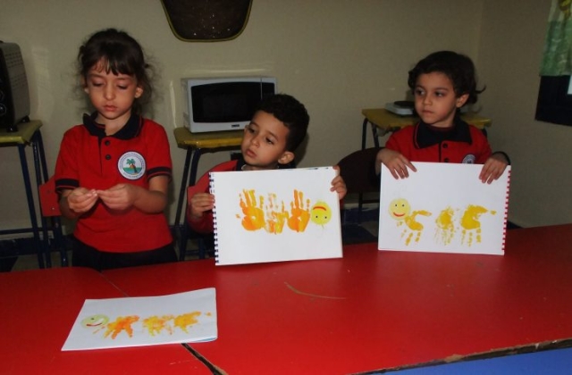 I.S.K. American Division - Art activity KG1A