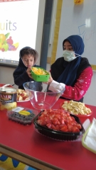 I.S.K | American Division | Fruit Salad Activity PRE-K
