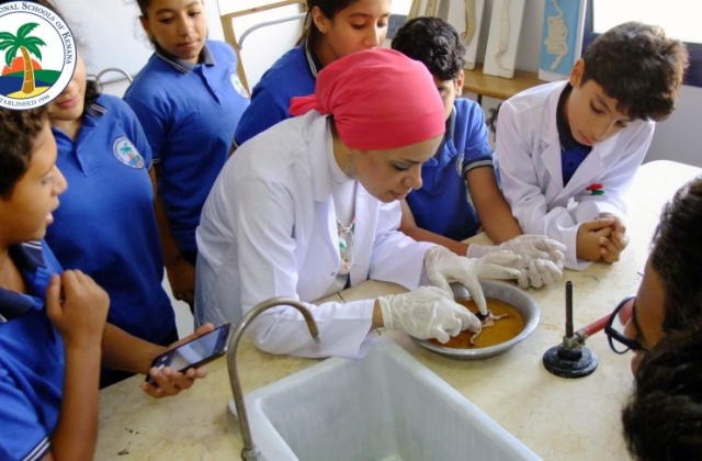 I.S.K American Division | Dissection Of Frog in Science Lab (Grade 8 & 10) 2019/2020