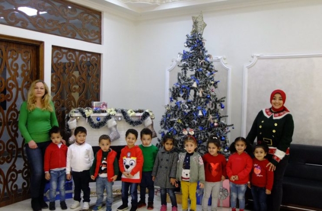 ISK | American Division | Santa's visit - Preschool & KG 2019-2020