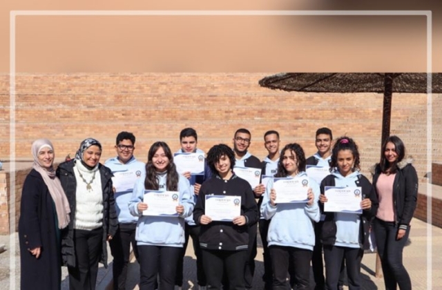 I.S.K American Division There is no elevator to success, you have to take the stairs Congratulations ISK seniors for achieving high scores in English.