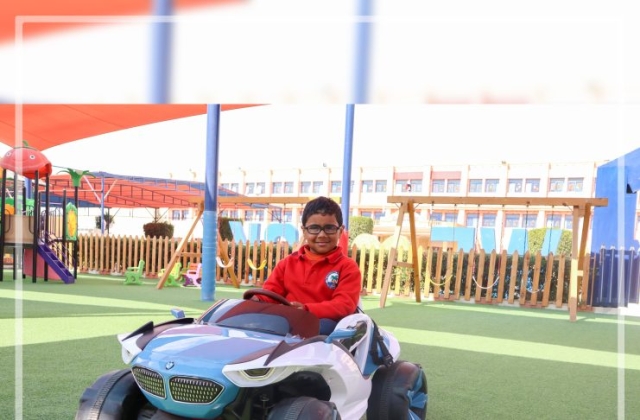 I.S.K | American Division | Students having fun riding the cars KG 2 | 2022-2023