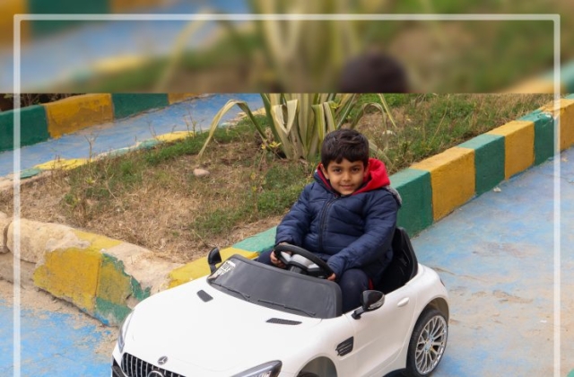 I.S.K | American Division | "Students having fun riding the cars" KG 1A | 2022-2023 | 2022-2023