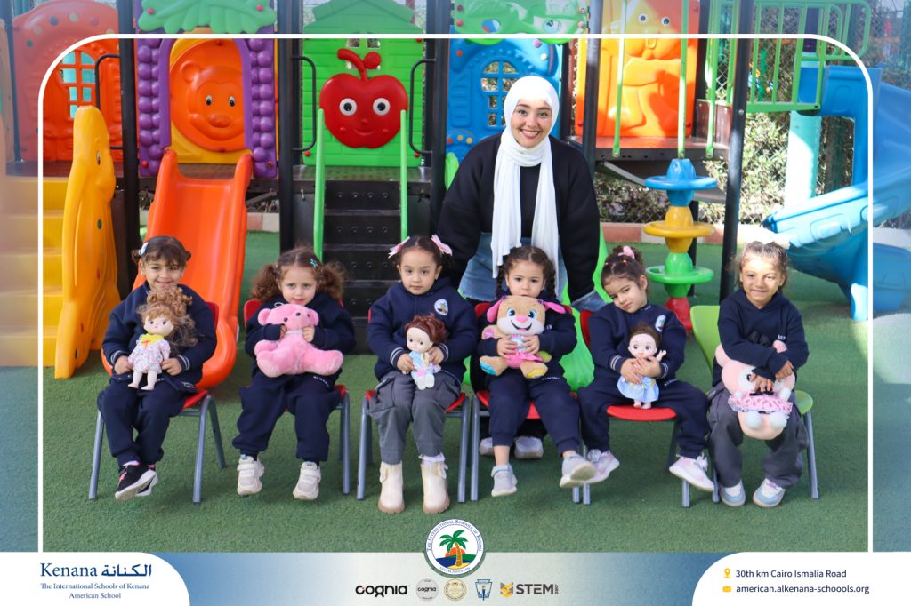 I.S.K American School | English (Show and Tell Activity) Pre-K | 2025-2026